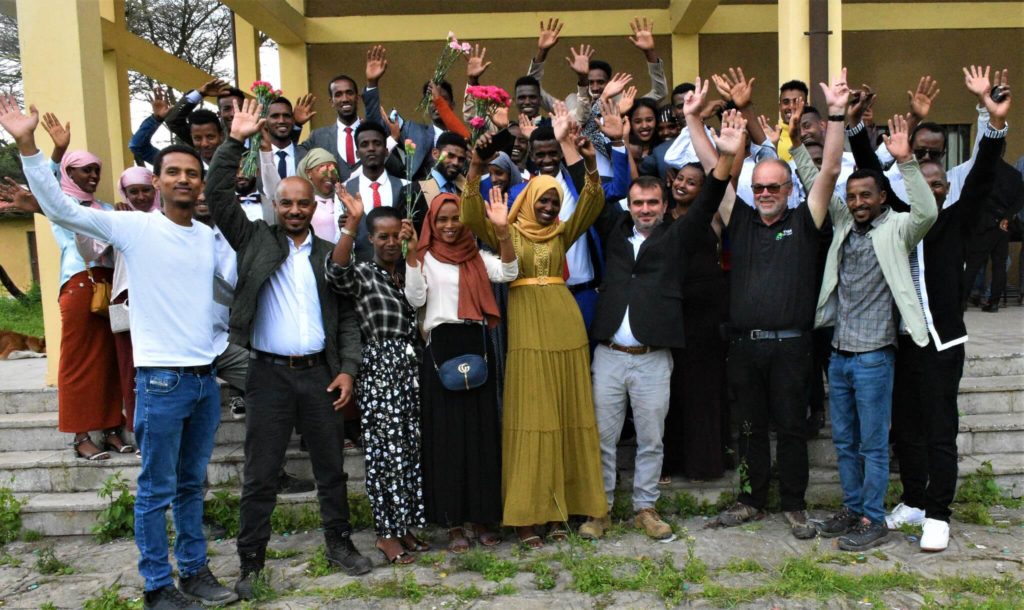 Graduation at Eteya-1